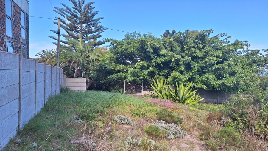  Bedroom Property for Sale in Dana Bay Western Cape